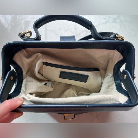 Linjer Navy Leather Crossbody Doctor Style Bag w/ Gold Hardware - Picture 8 of 11